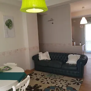 https://apt-casa-di-mimma-casa-vacanze.taorminaitalyhotels.com