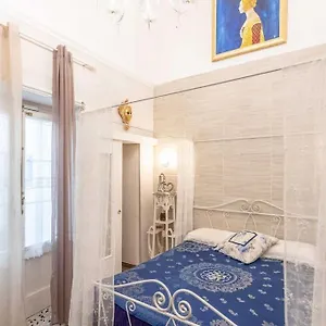 https://maison-de-lange.lecce-hotels.com